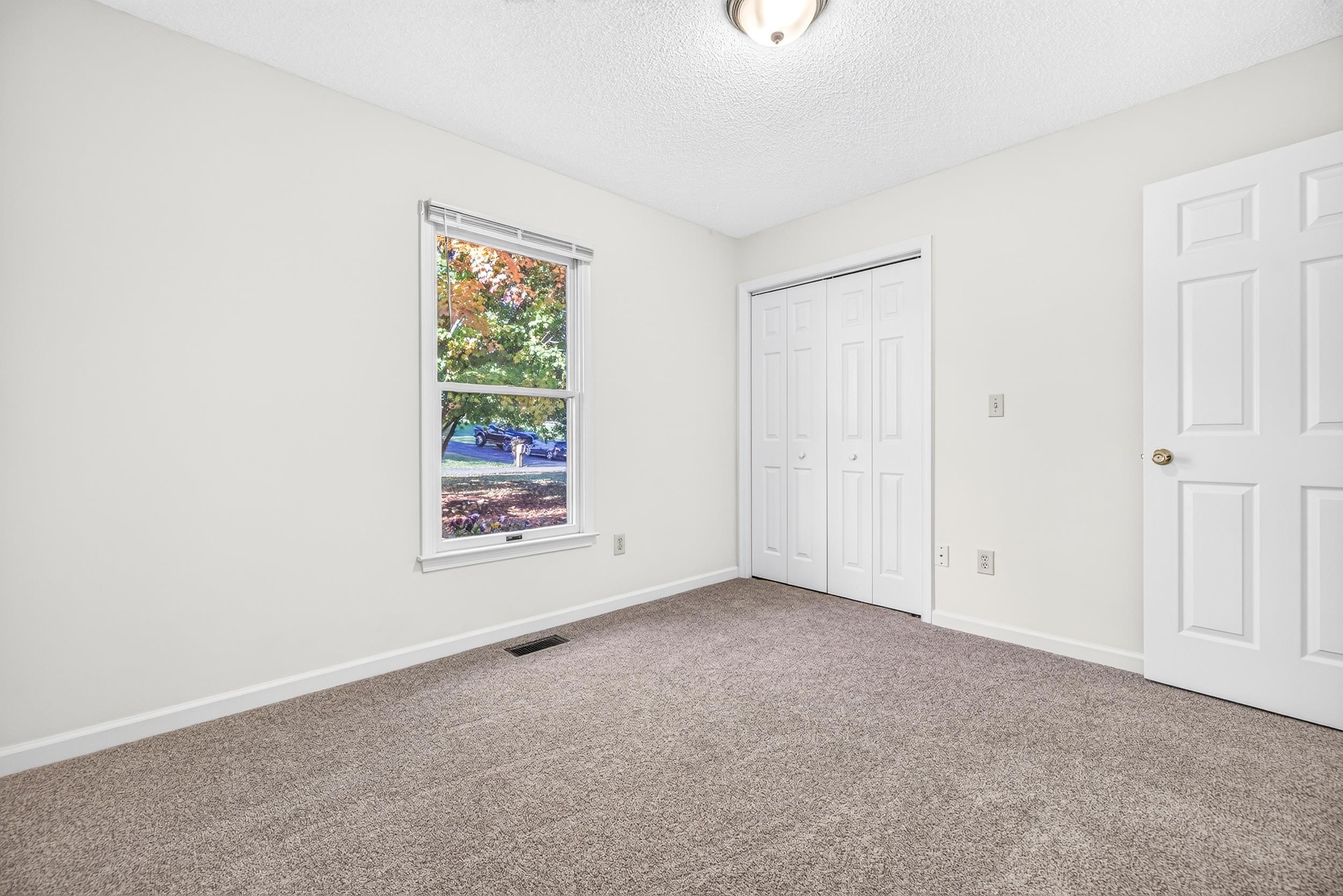 5908 W Donnagail Dr photo 35
