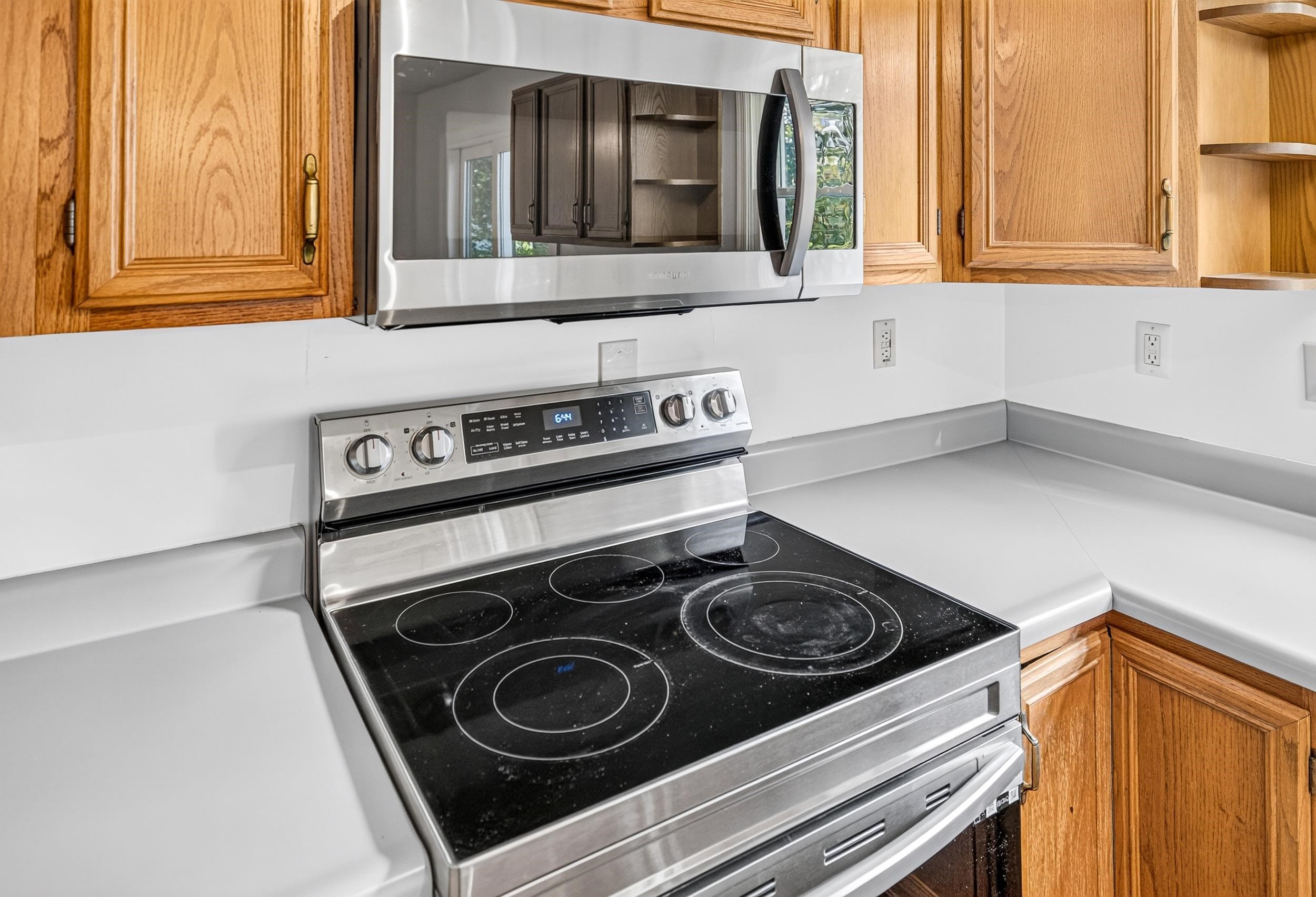 5908 W Donnagail Dr, Penn Laird, VA 22846 - photo 7