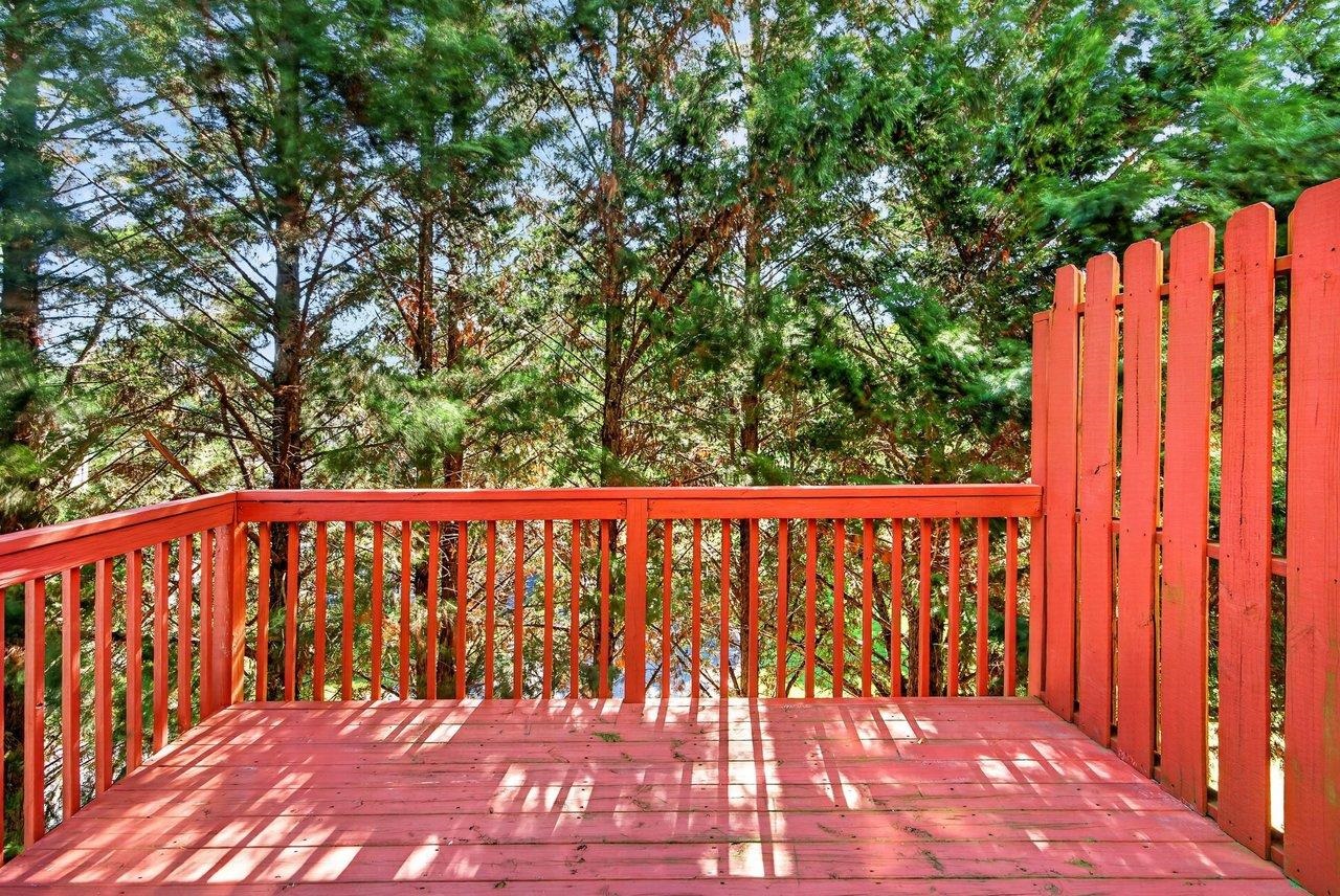 820 Camelot Ln photo 20
