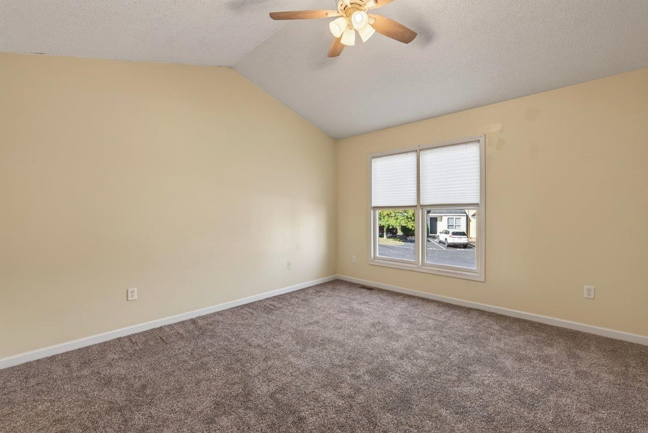 820 Camelot Ln photo 24