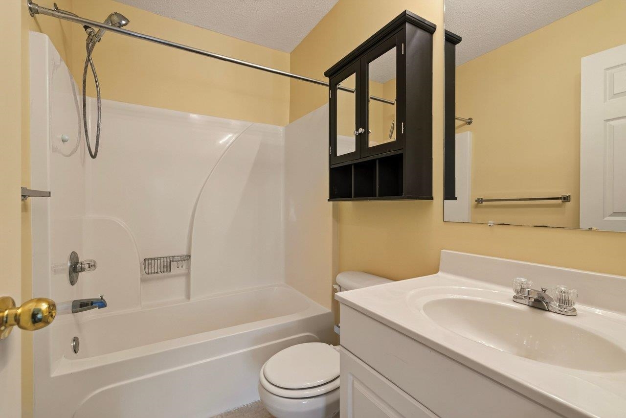 820 Camelot Ln photo 27