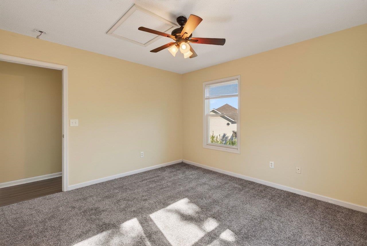 820 Camelot Ln photo 30