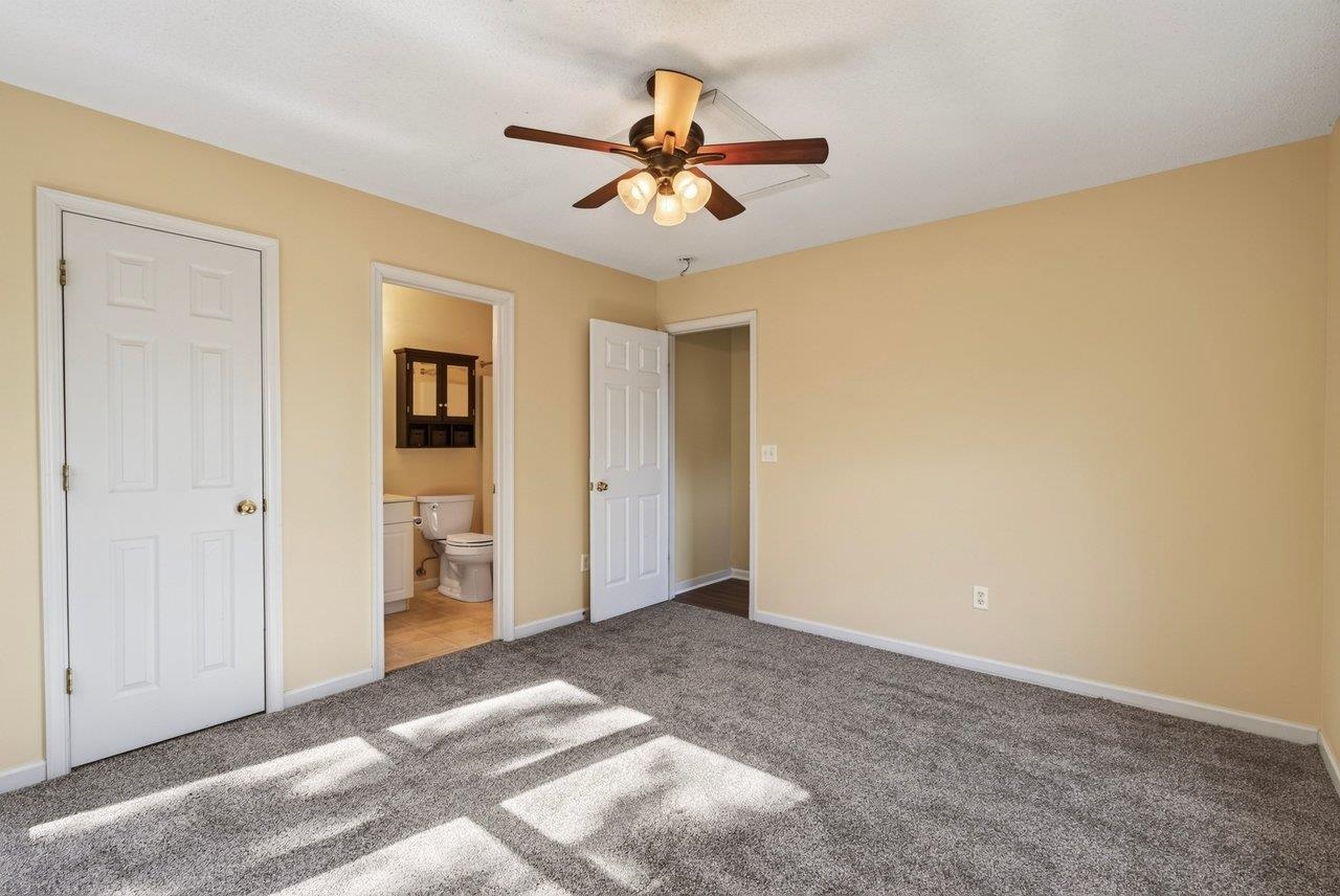 820 Camelot Ln photo 31