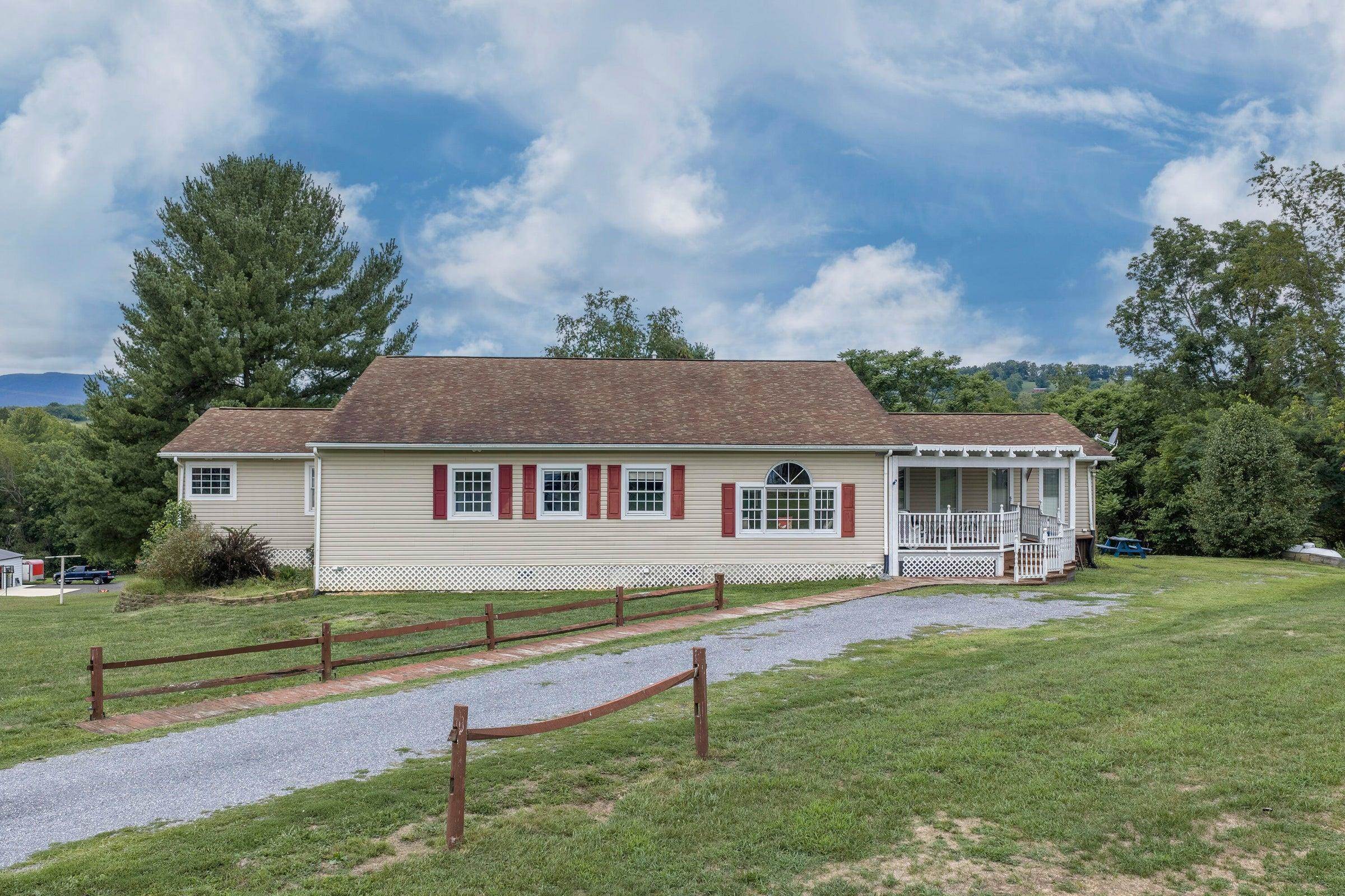 149 Appalachian Rise, Lexington, VA 24450
