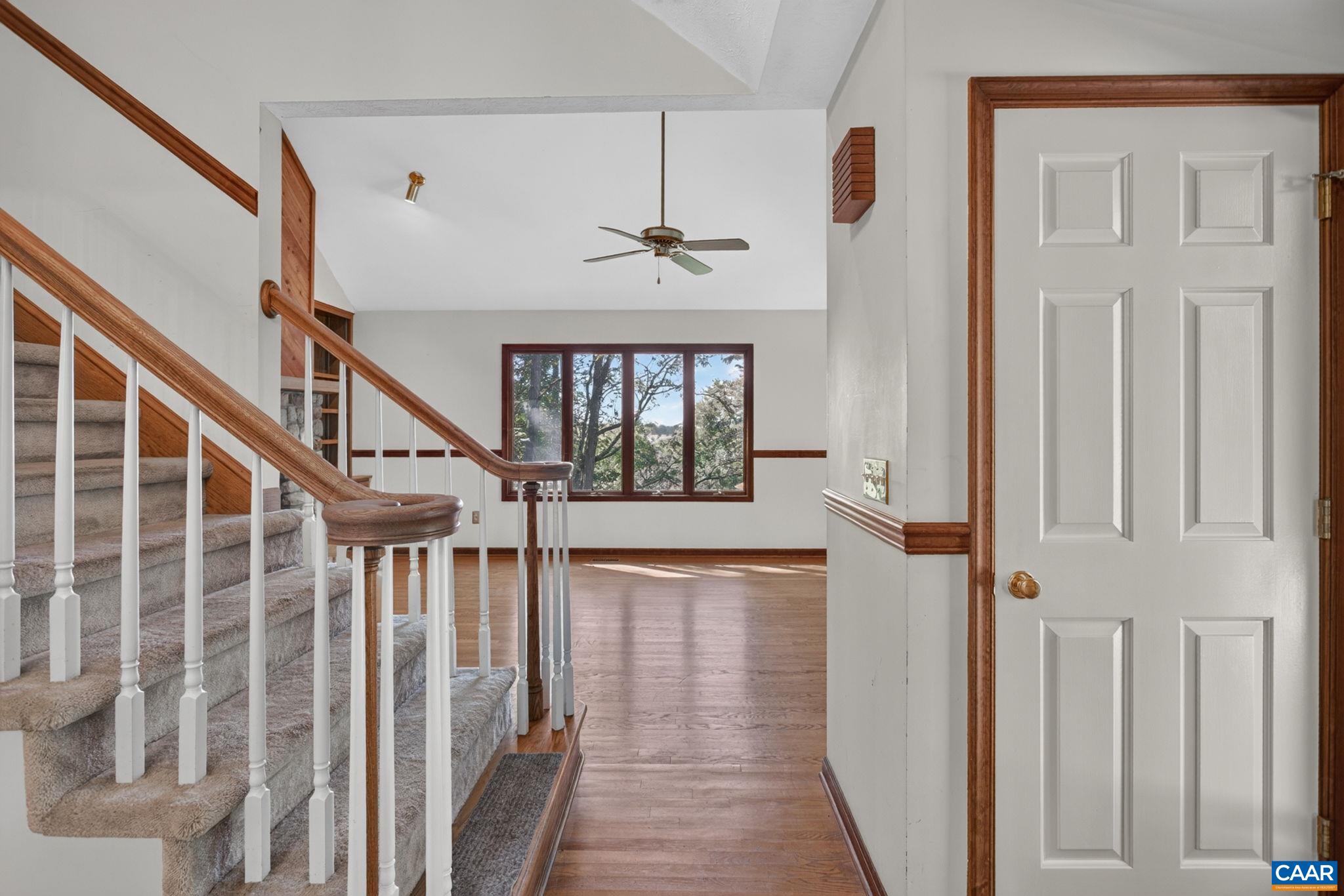 1156 Springfield Dr photo 20