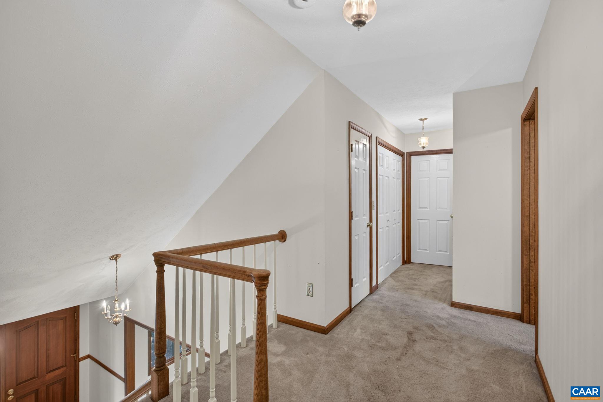1156 Springfield Dr photo 28