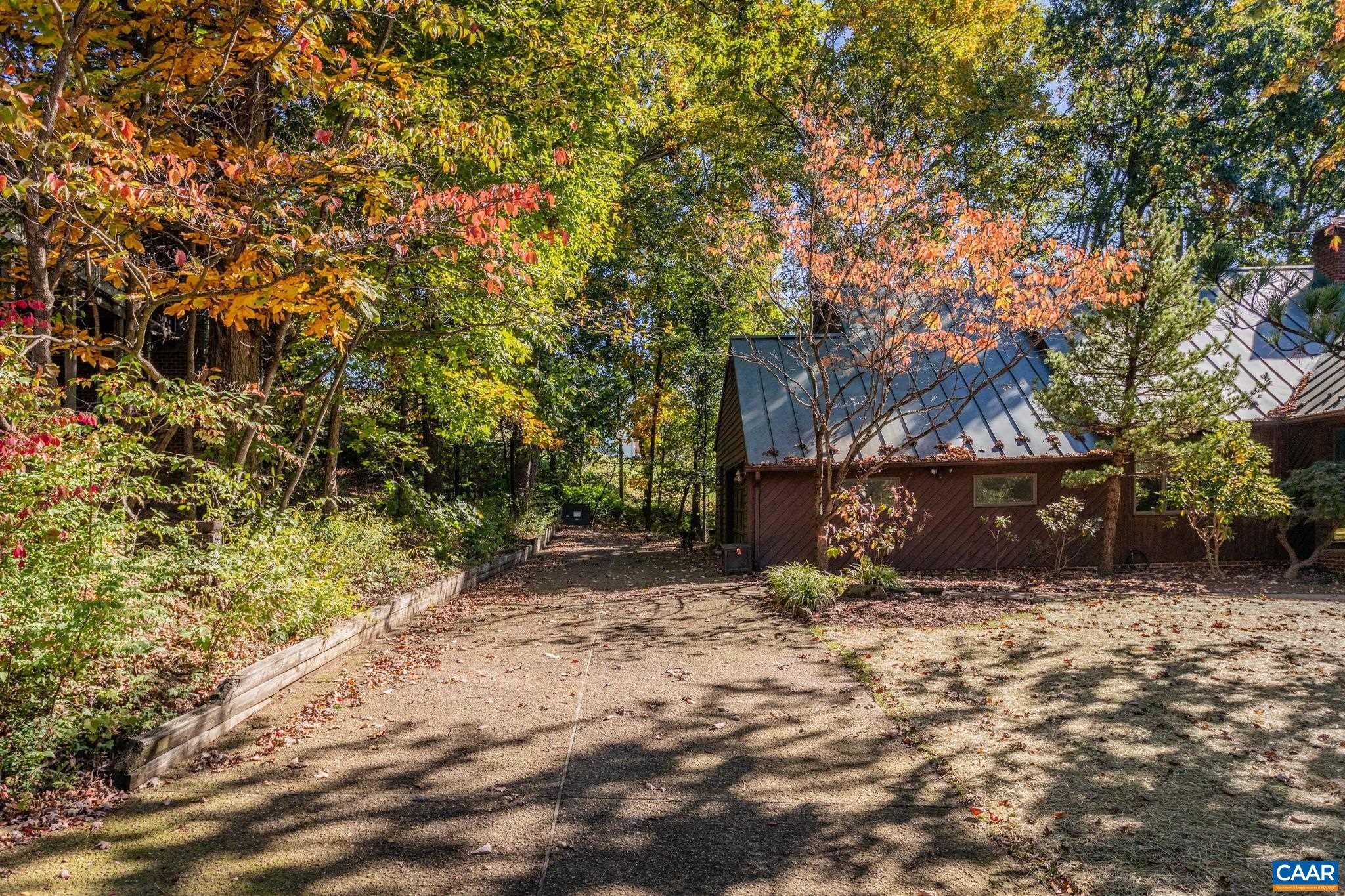 1156 Springfield Dr photo 49