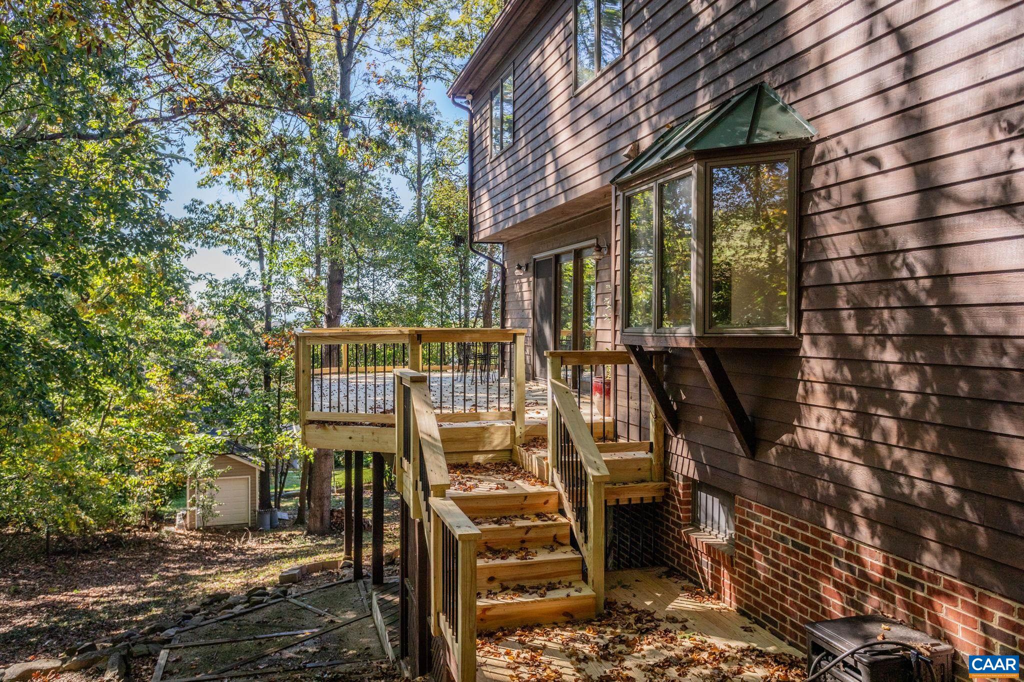 1156 Springfield Dr photo 56