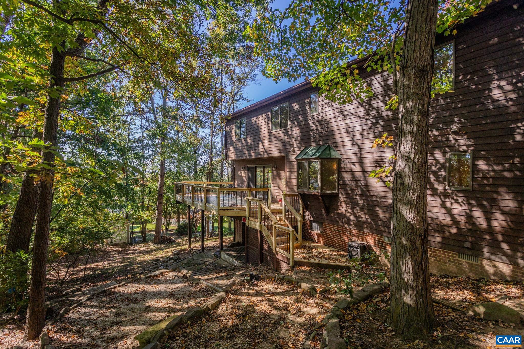 1156 Springfield Dr photo 57