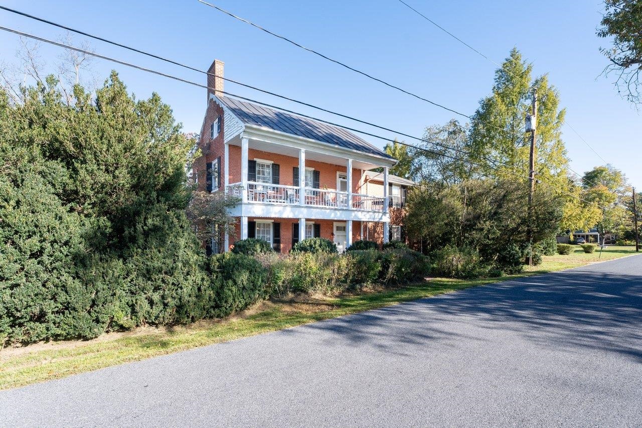 8473 Main St photo 49