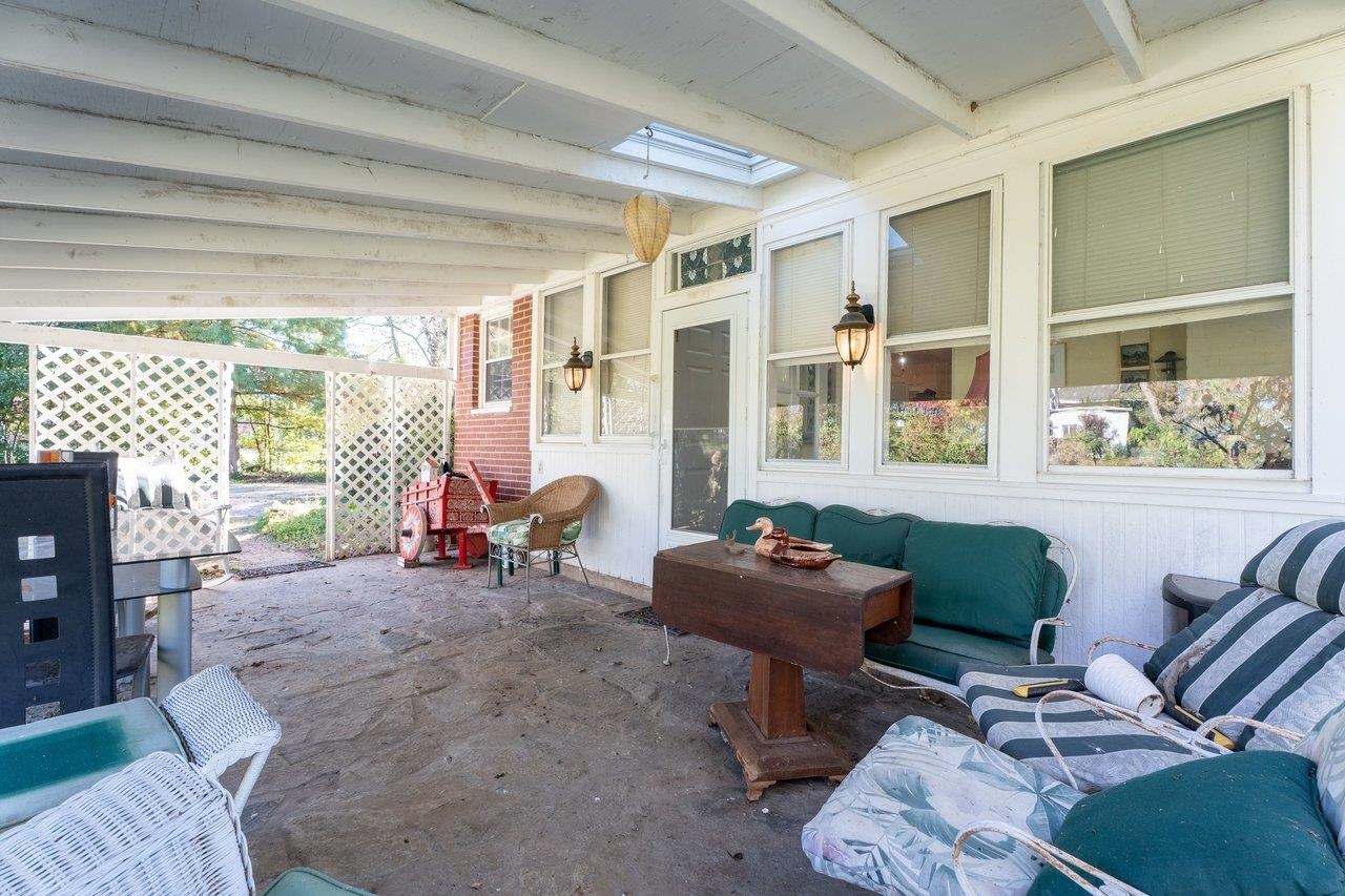 8473 Main St photo 63