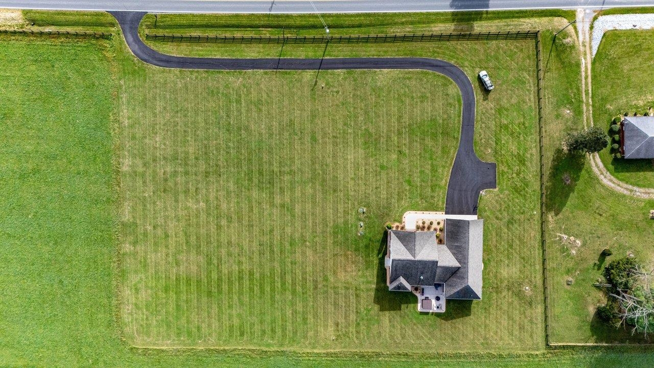 6869 East Point Rd photo 55
