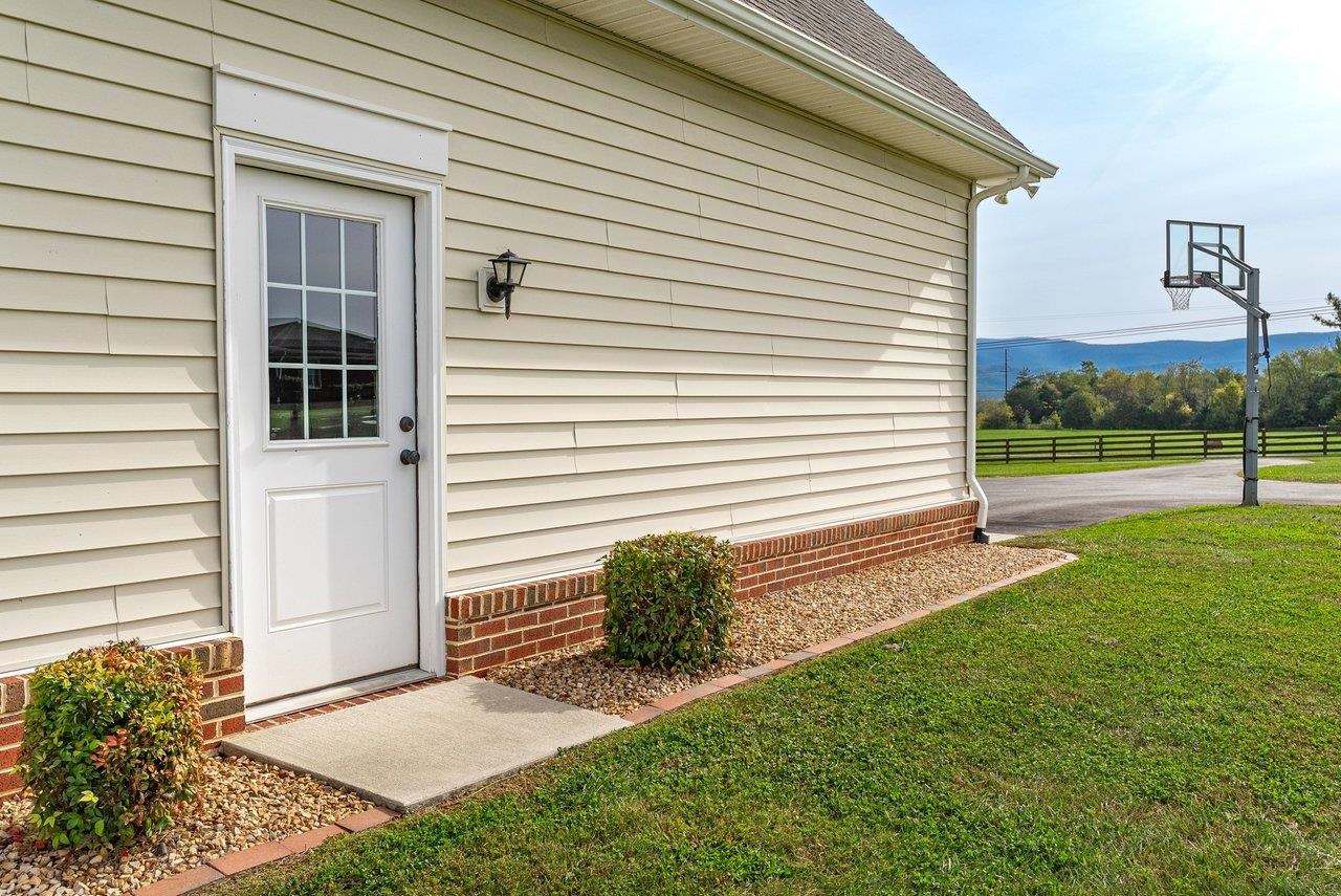 6869 East Point Rd photo 62