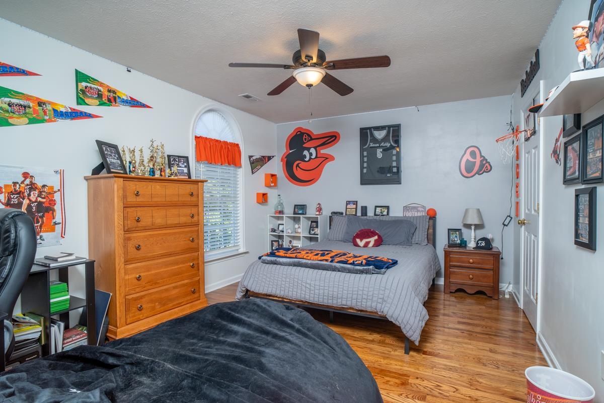 5920 Houndschase Ln photo 26