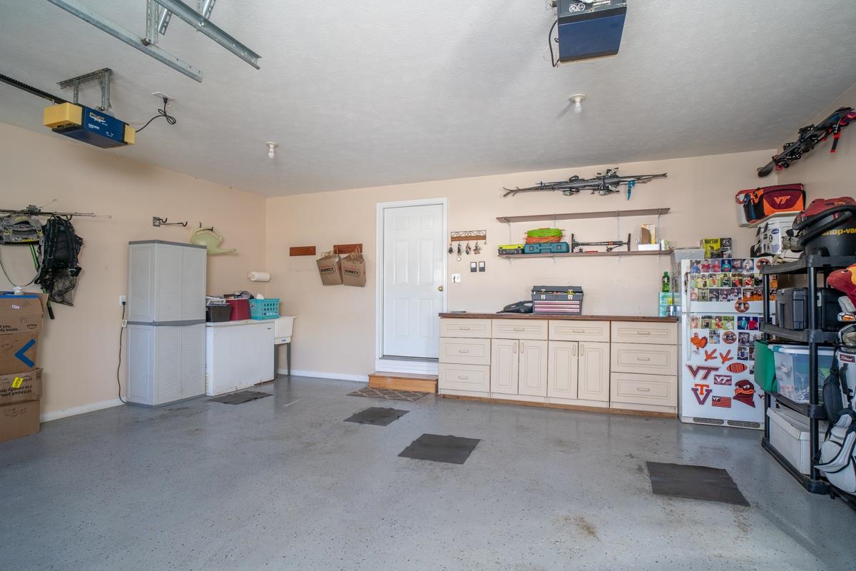 5920 Houndschase Ln photo 27