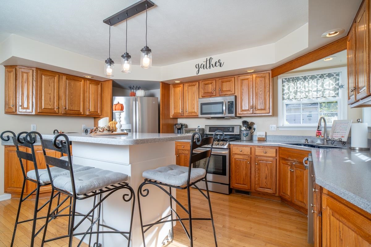 5920 Houndschase Ln photo 3