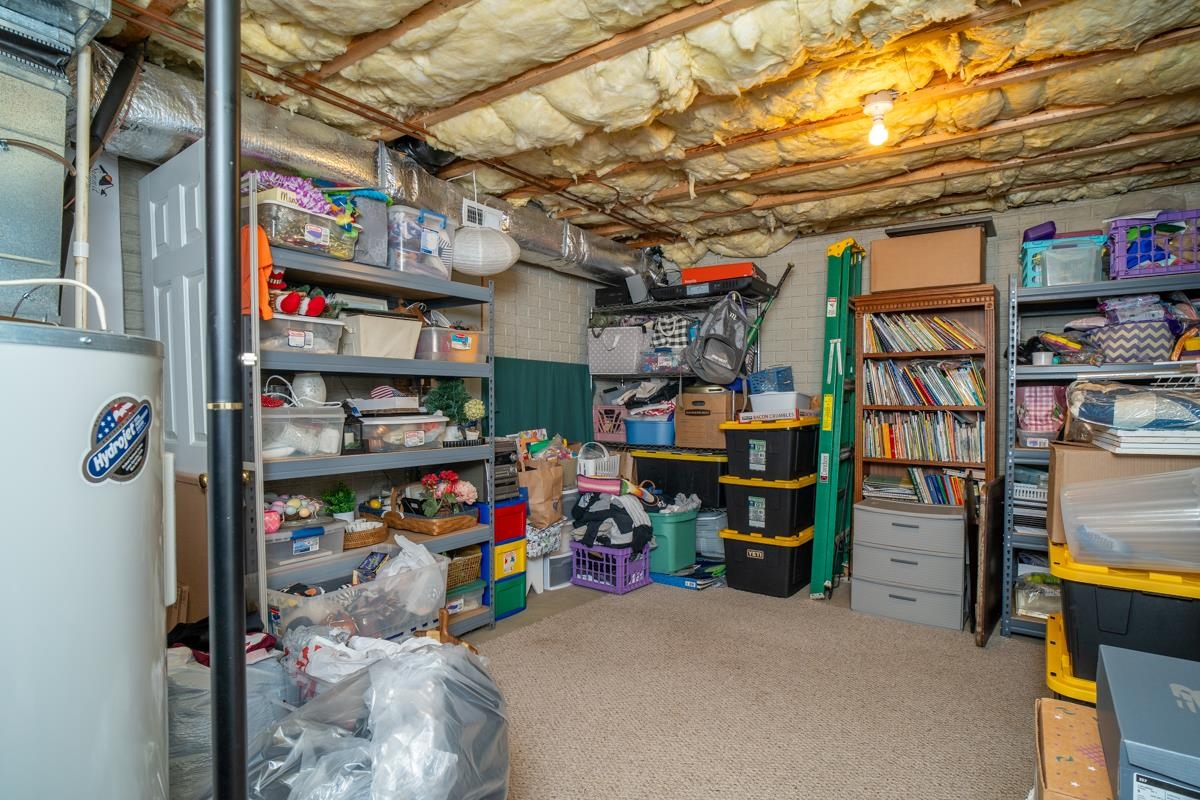 5920 Houndschase Ln photo 32
