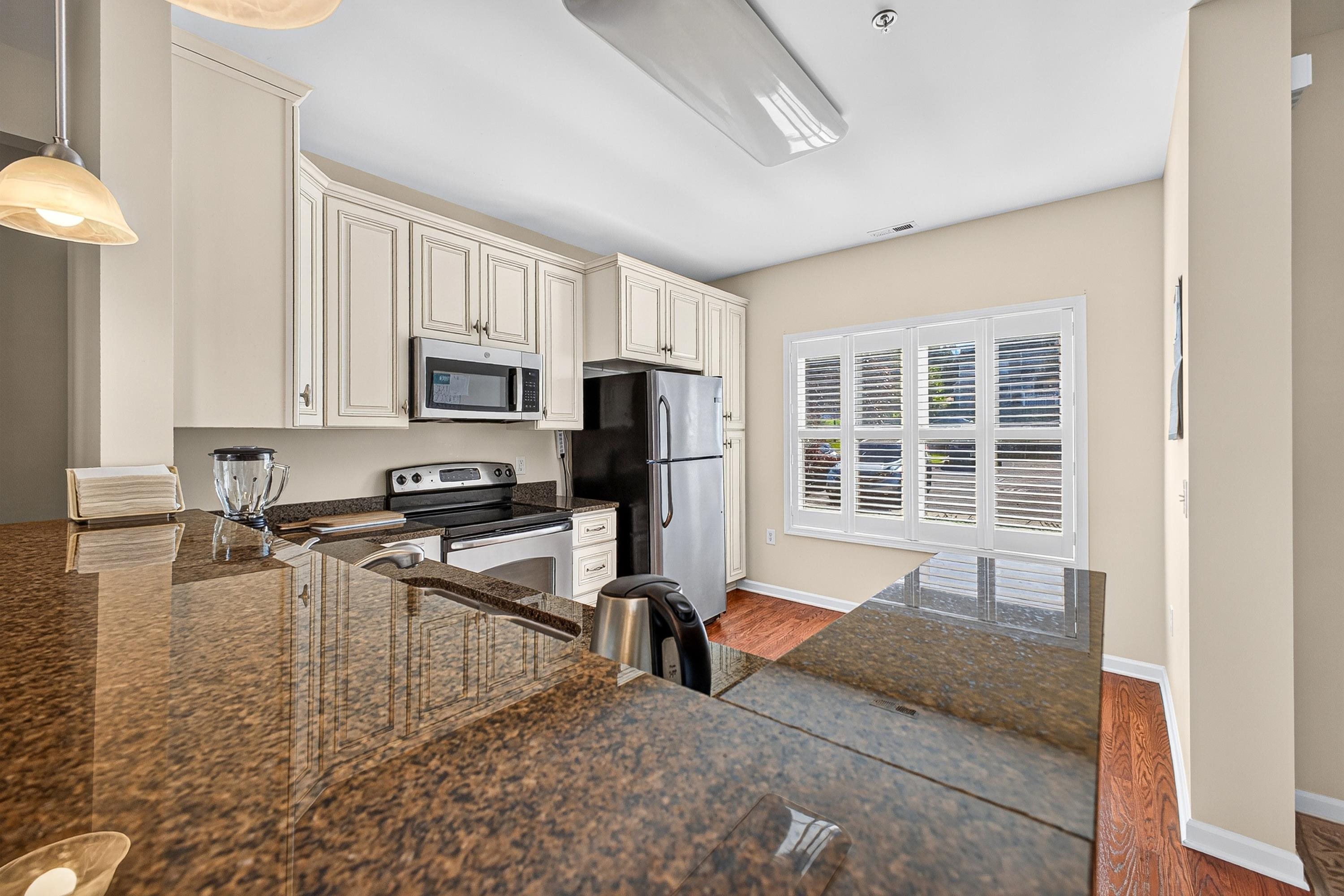1290 Constitution Ct photo 13