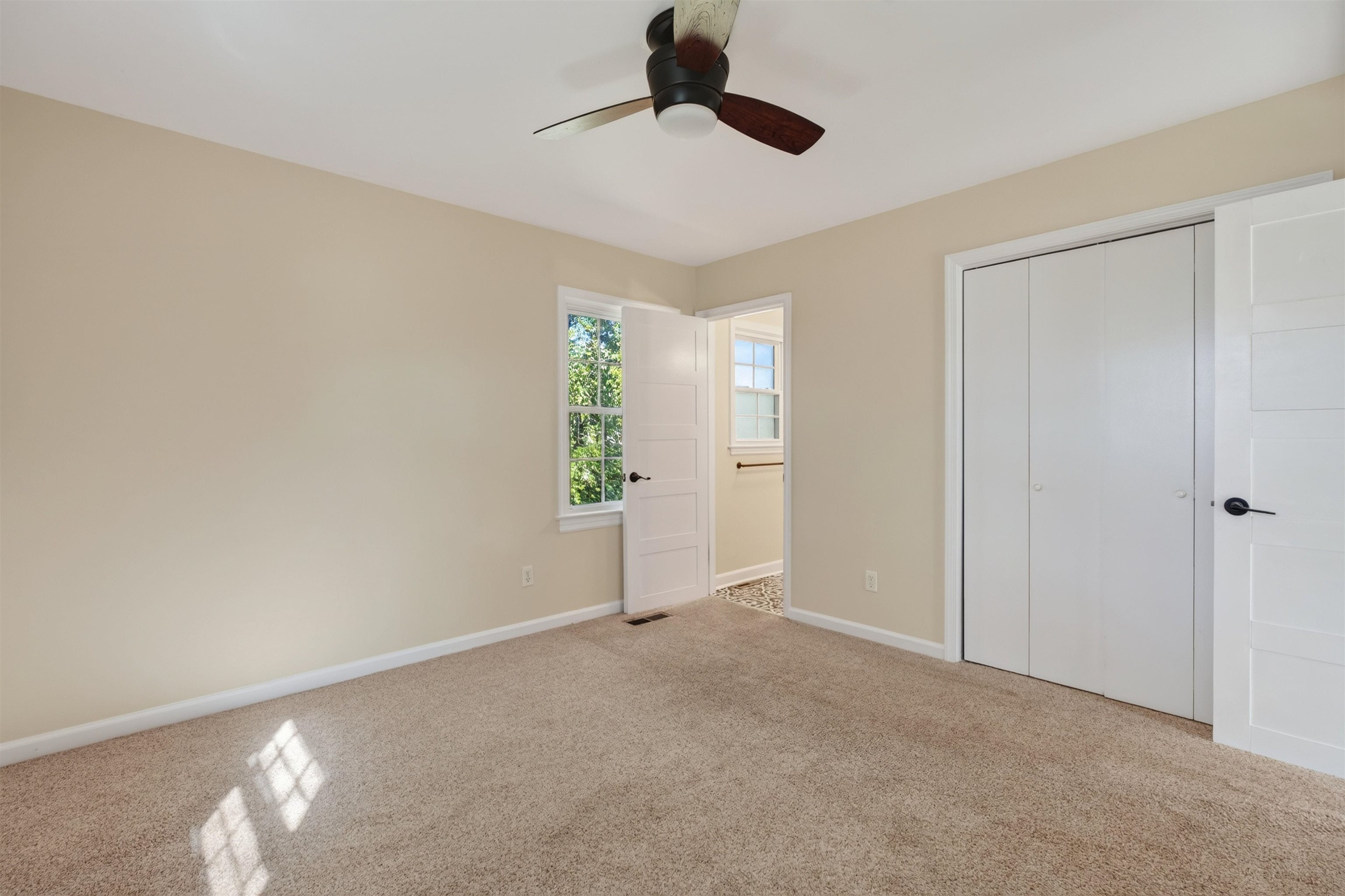 1199 Portland Dr photo 18