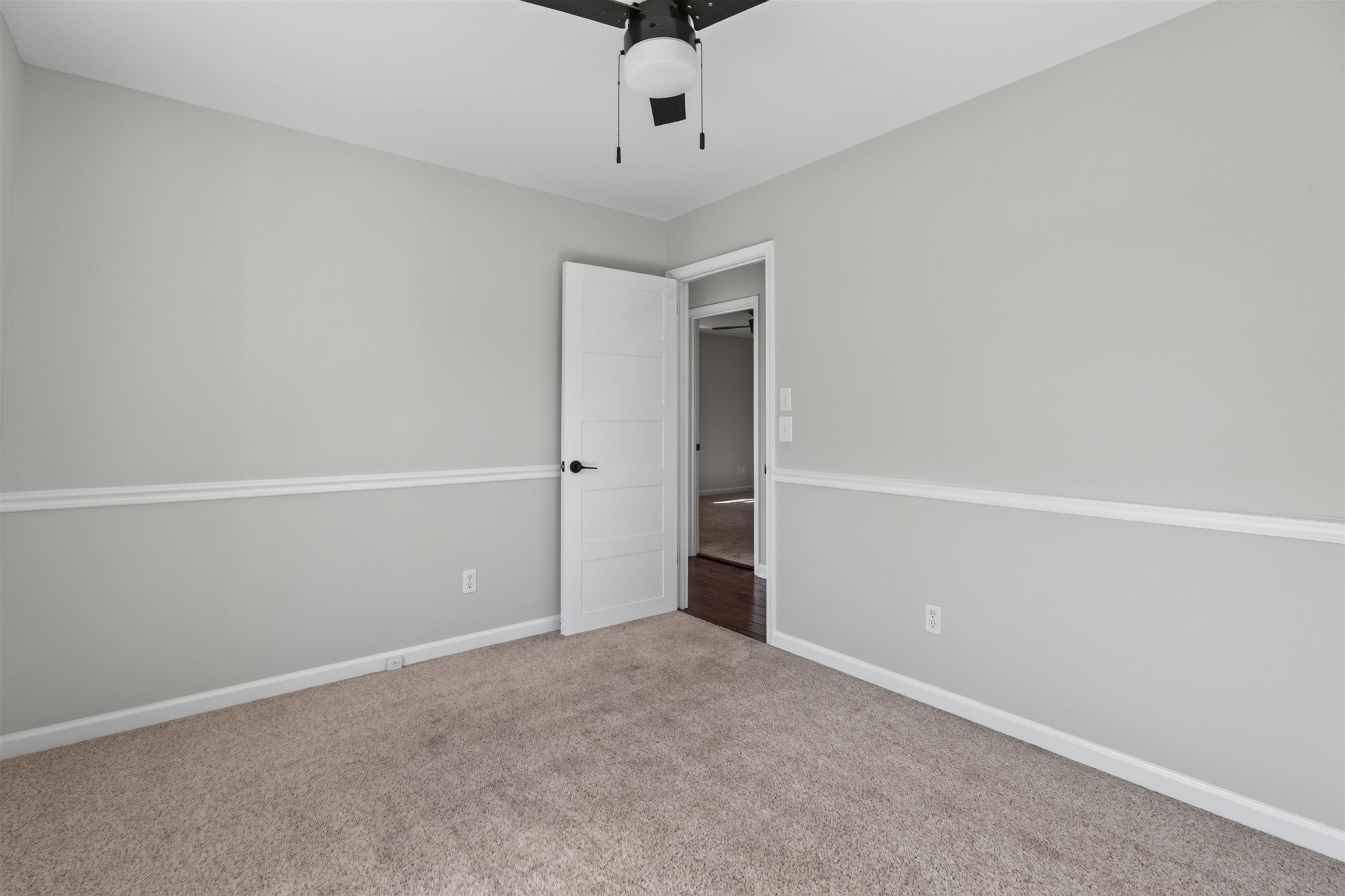 1199 Portland Dr photo 23