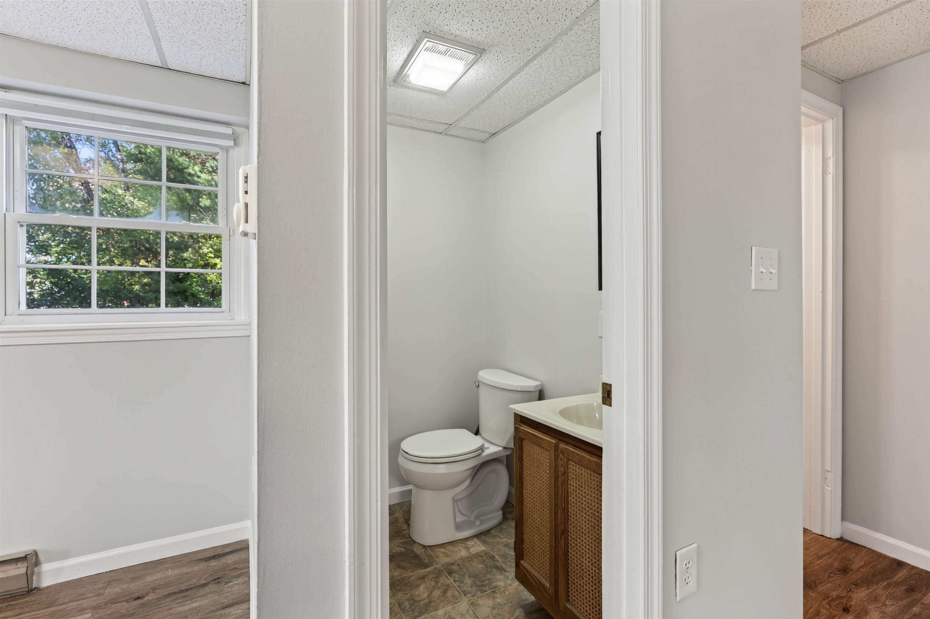 1199 Portland Dr photo 32