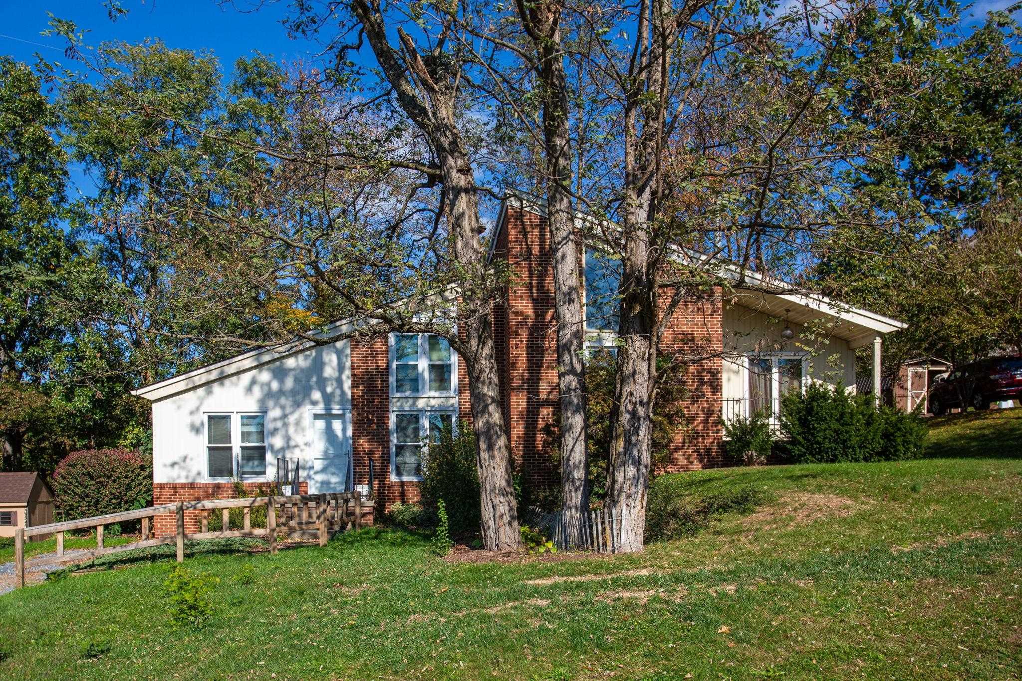 1175 Rosedale Dr photo 24