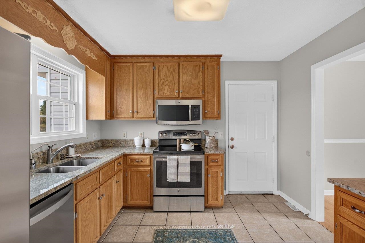 752 Boyers Rd photo 23