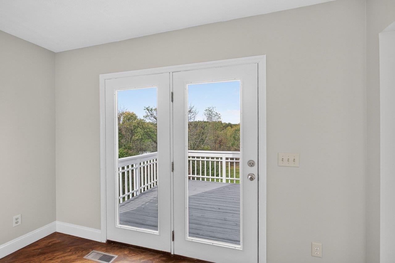 752 Boyers Rd photo 38