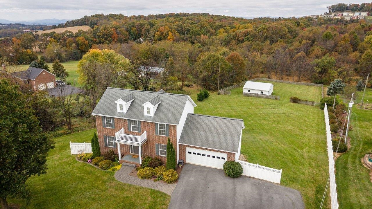 752 Boyers Rd photo 6