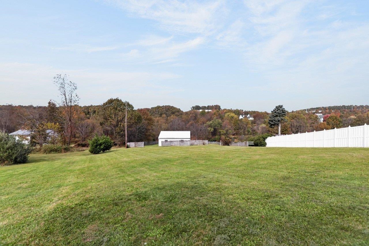 752 Boyers Rd photo 9