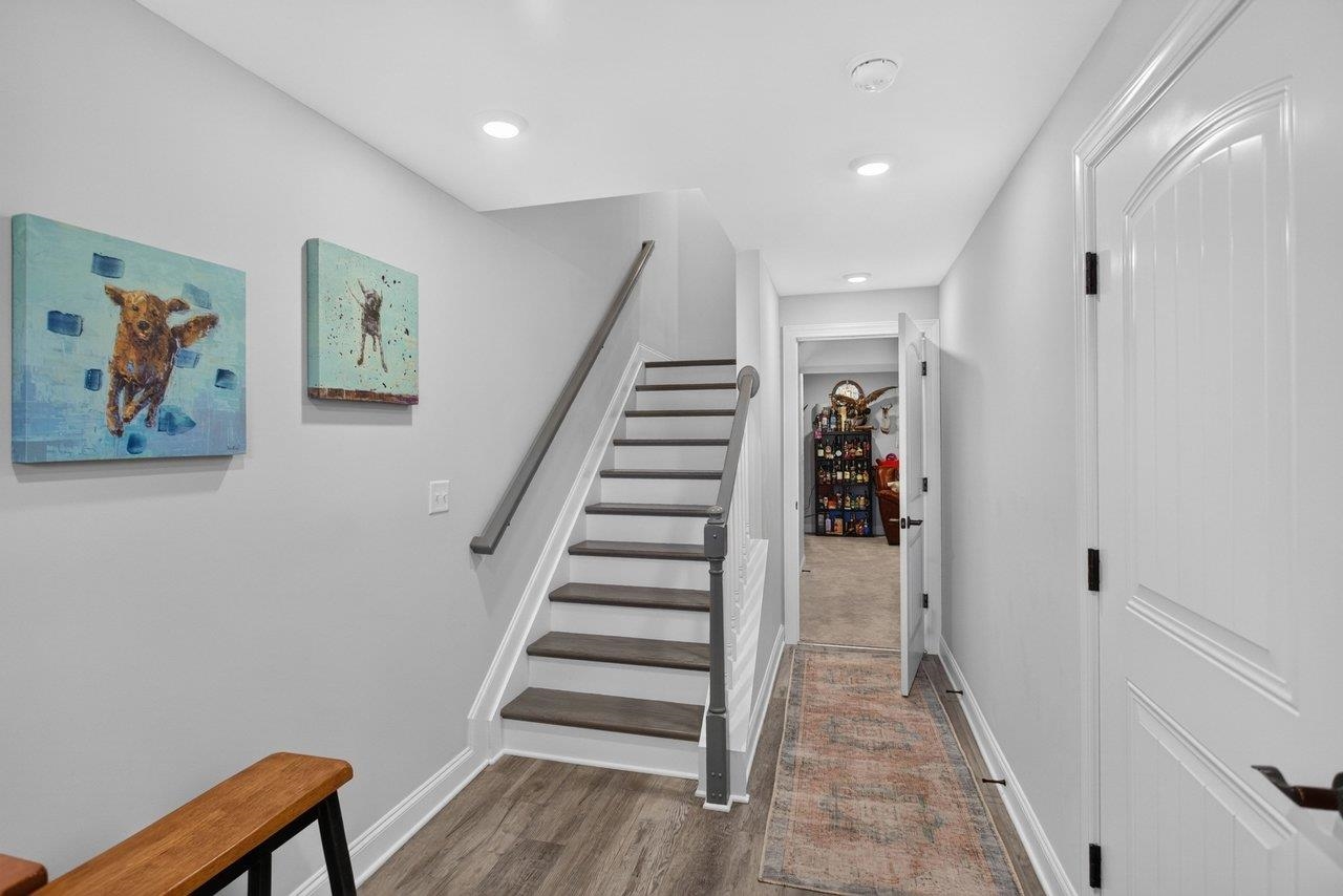 1080 Bluemoon Dr photo 11