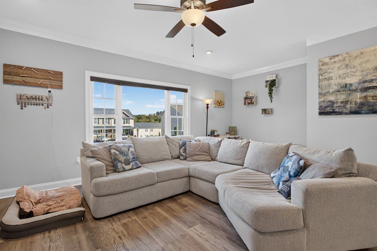 1080 Bluemoon Dr photo 23