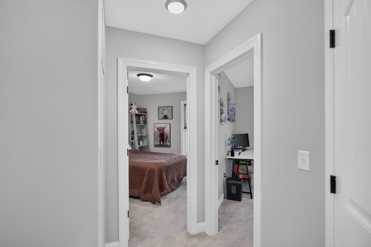 1080 Bluemoon Dr photo 28