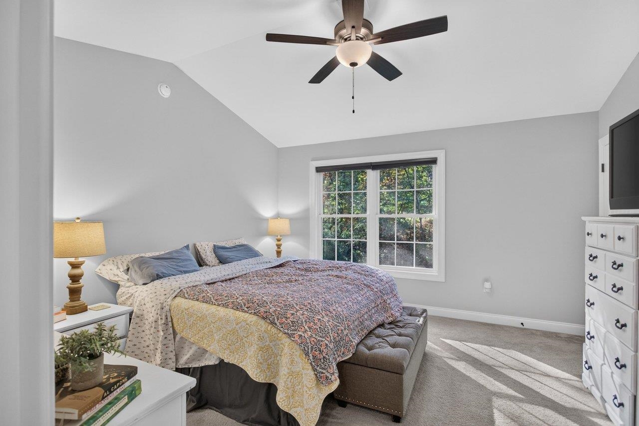 1080 Bluemoon Dr photo 39