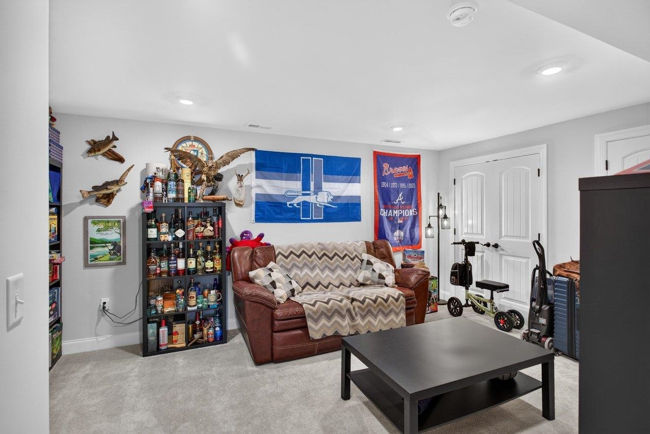 1080 Bluemoon Dr photo 46