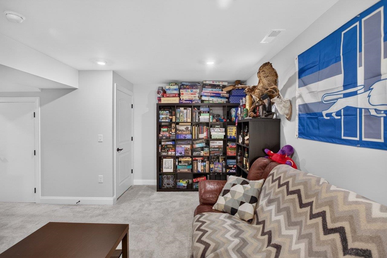 1080 Bluemoon Dr photo 48