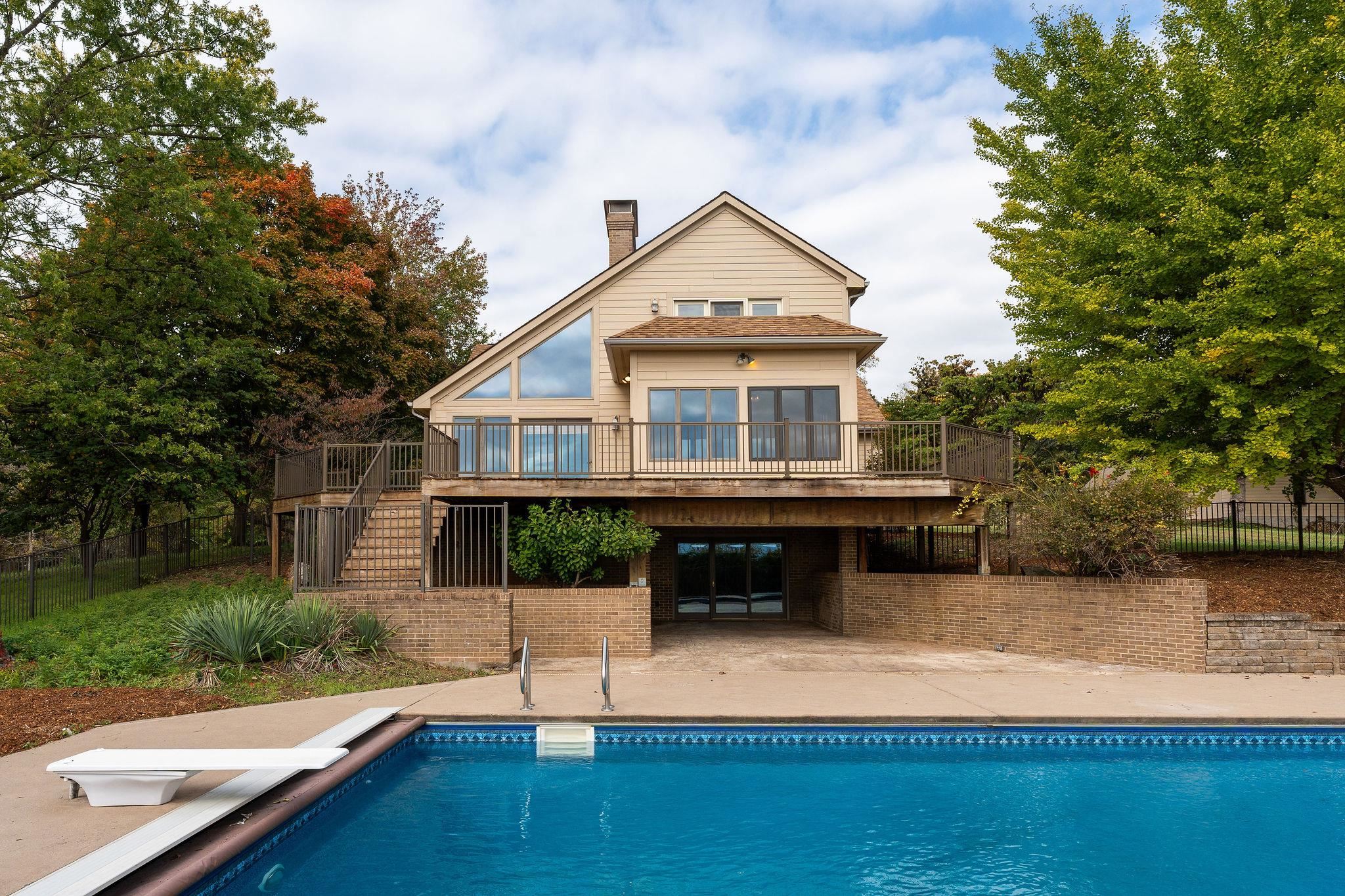 4645 Pleasant Valley Rd photo 41
