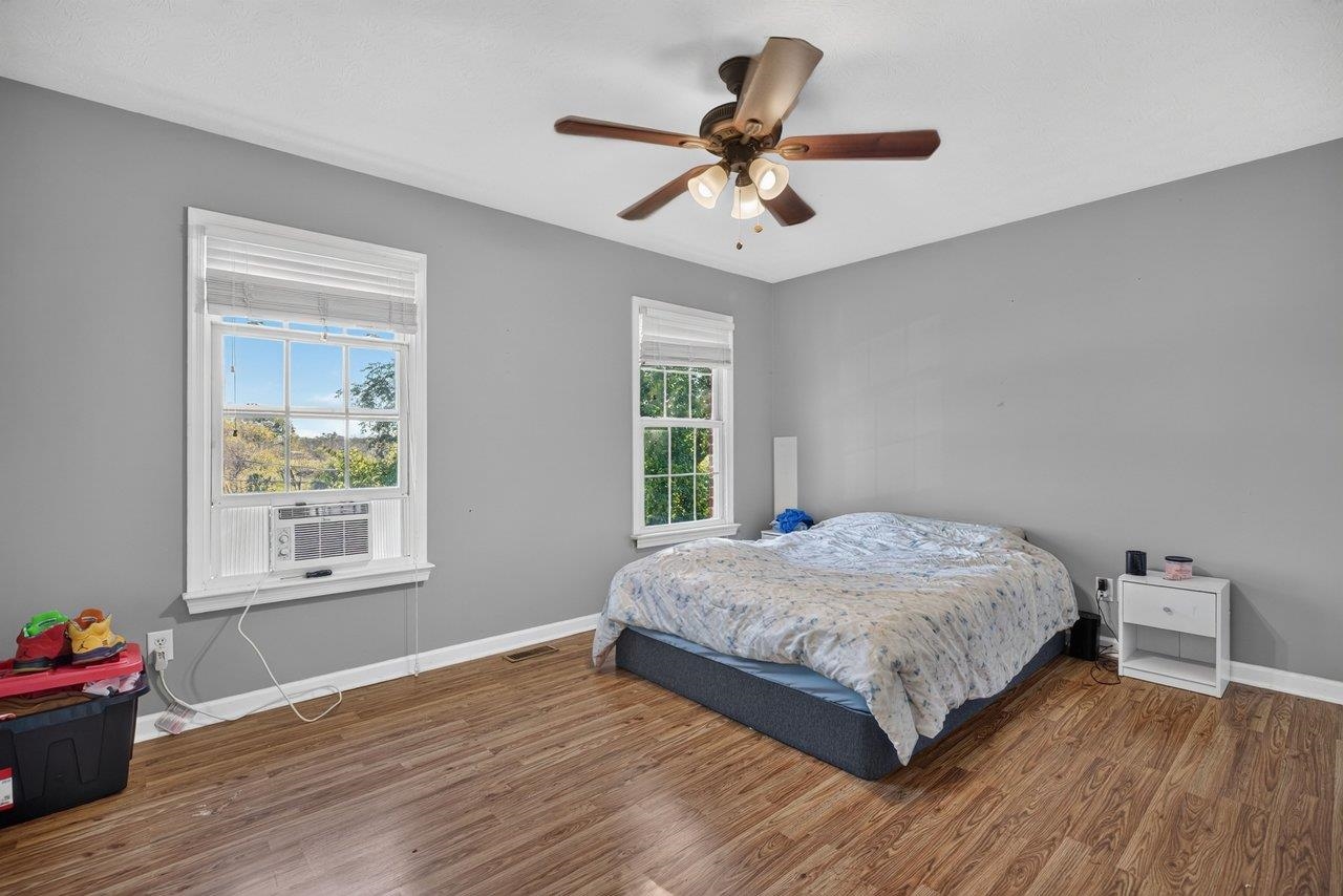 139 Jackson St photo 23