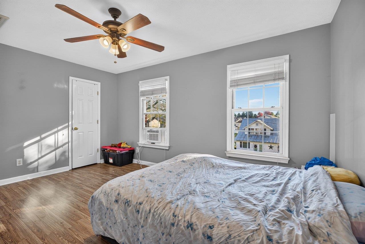 139 Jackson St photo 25