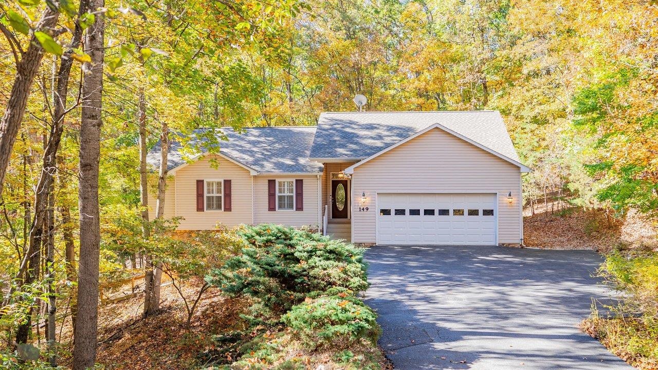 149 Pleasant Ln