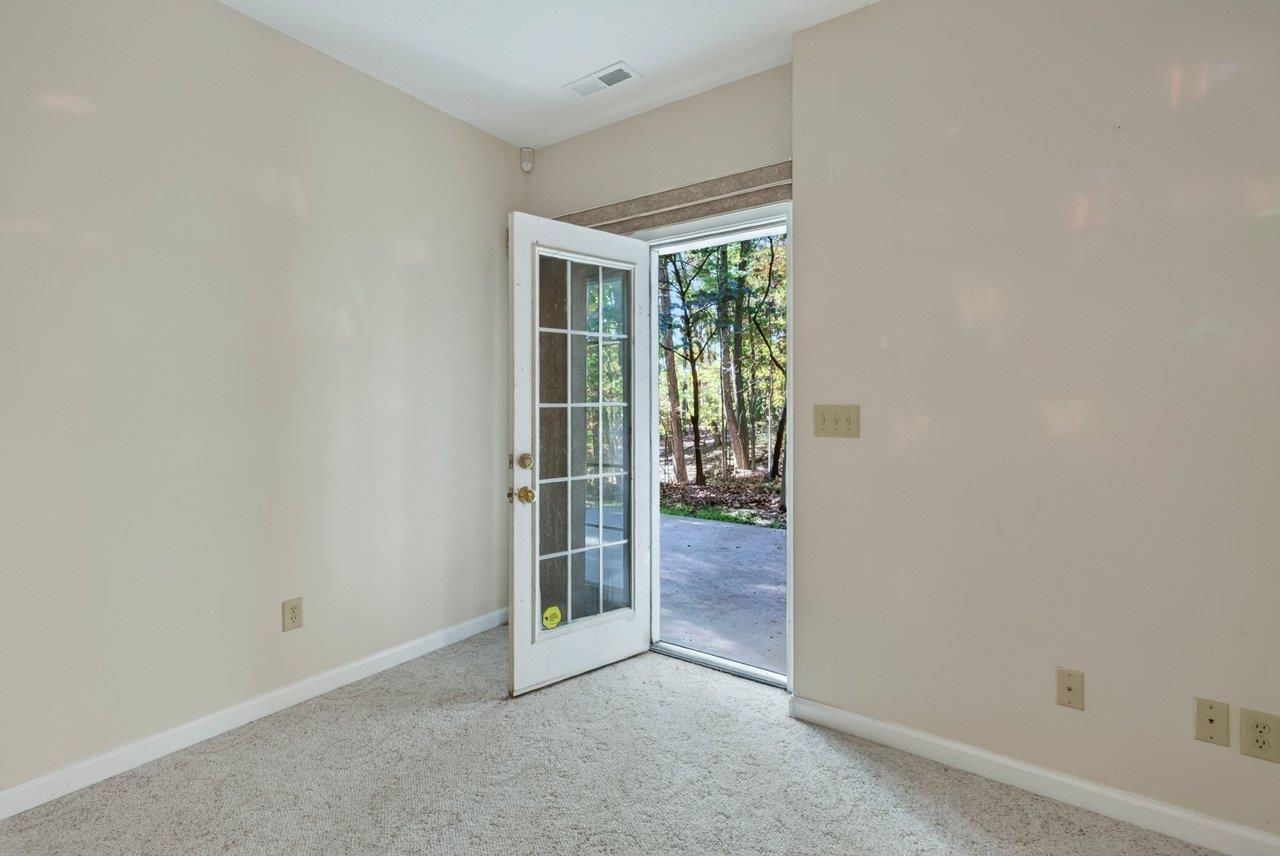 149 Pleasant Ln photo 63