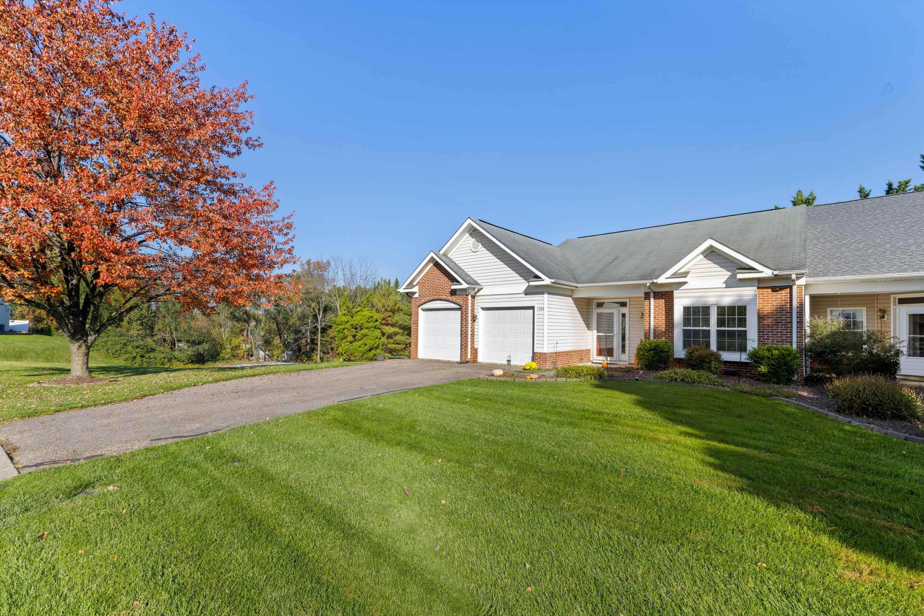 1245 Wordsworth Ct photo 4