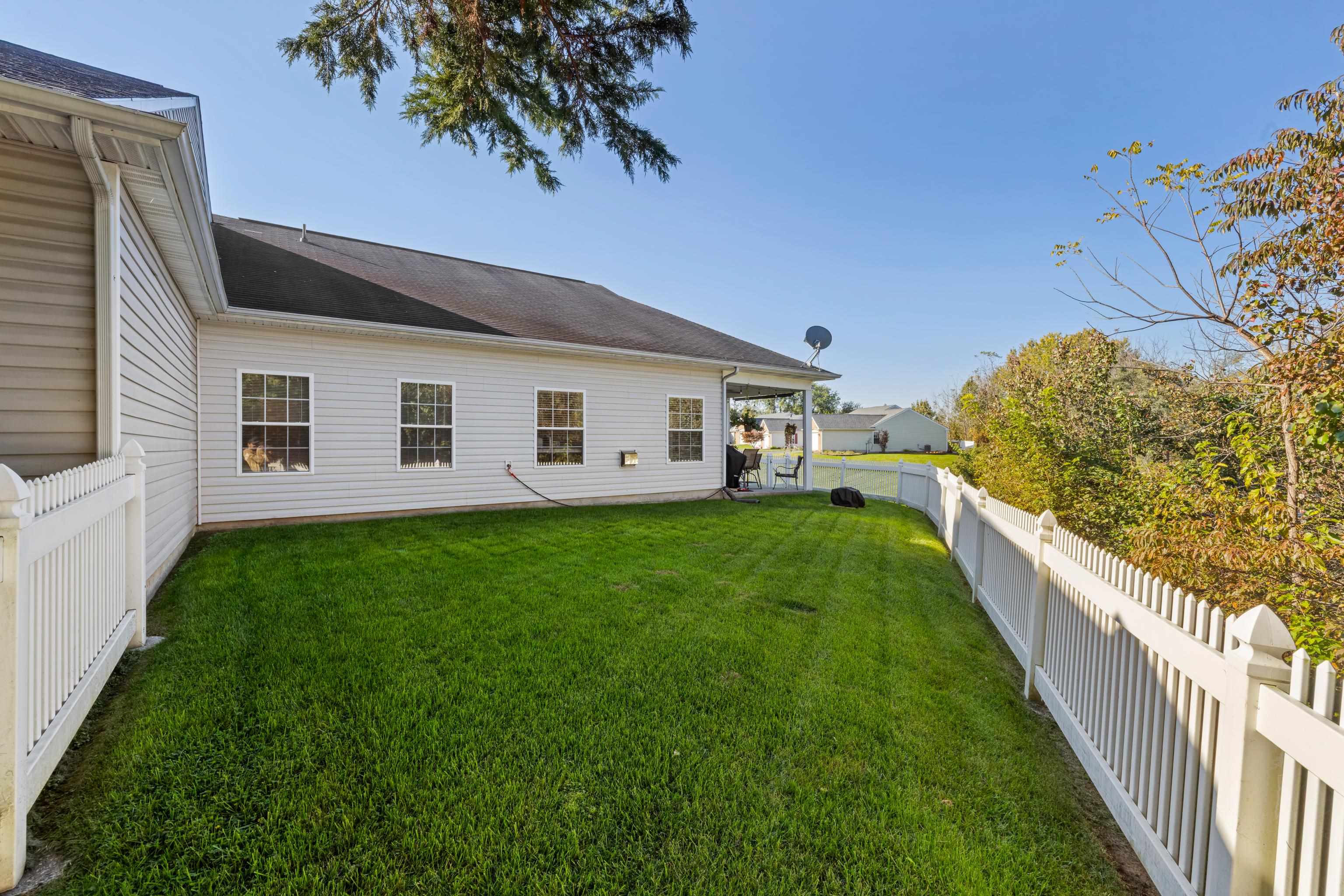 1245 Wordsworth Ct photo 44