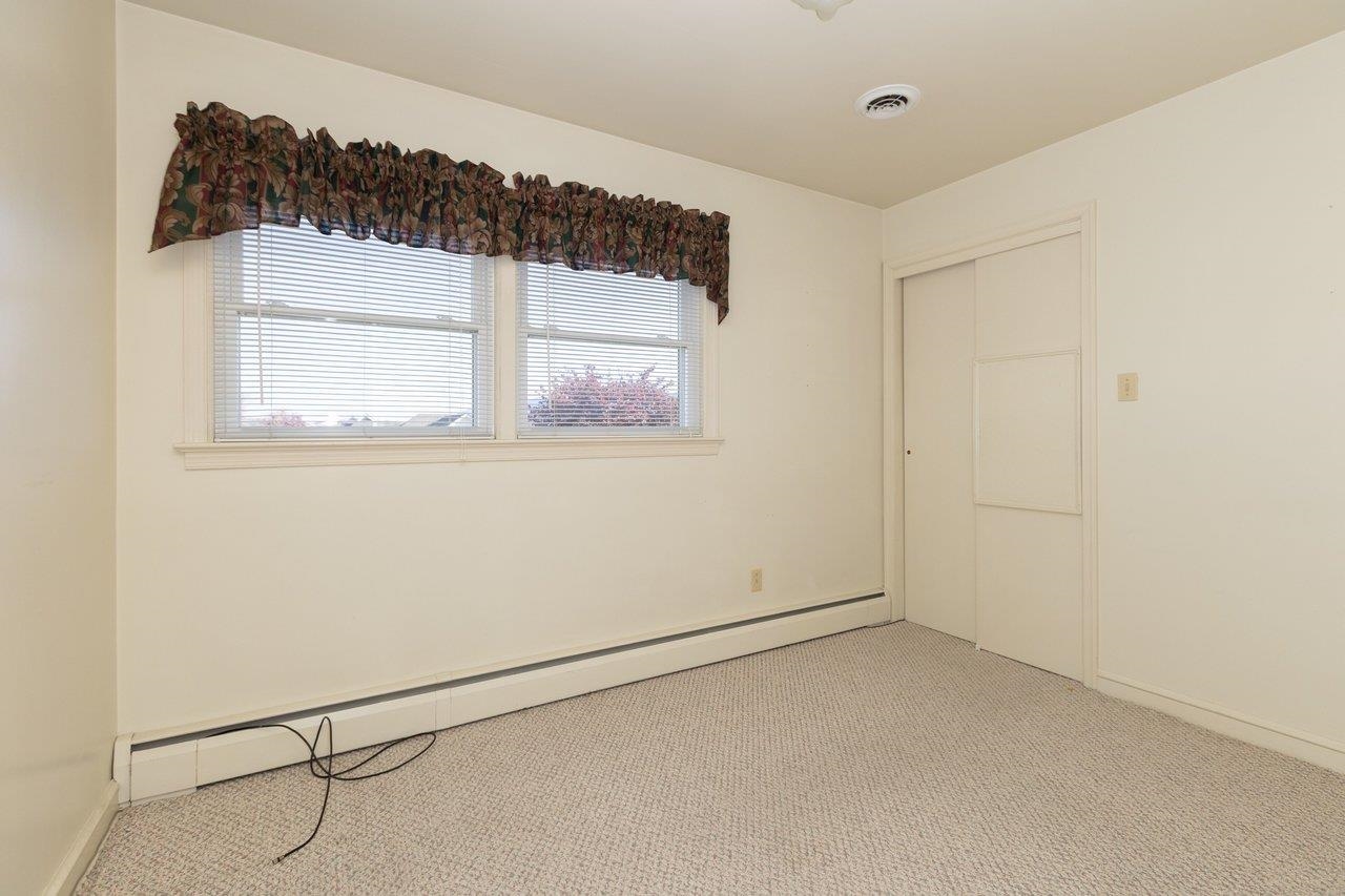 611 Woods Rd photo 24