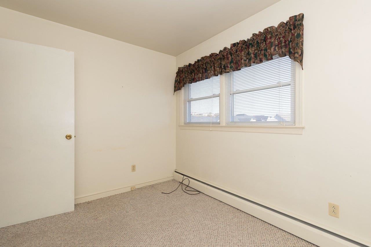 611 Woods Rd photo 25