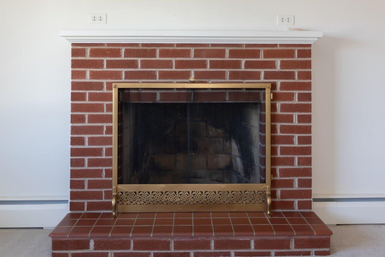 611 Woods Rd photo 6