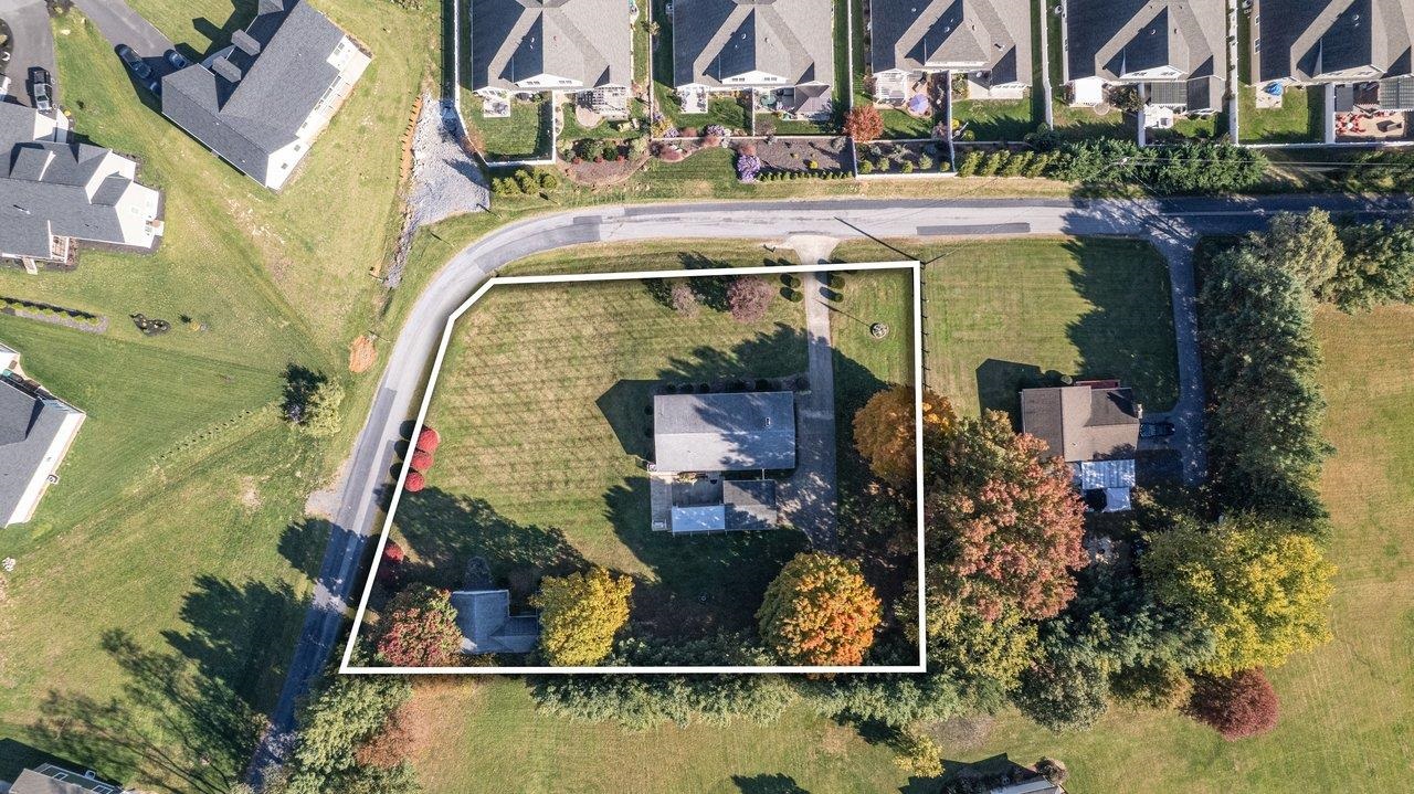 611 Woods Rd photo 62