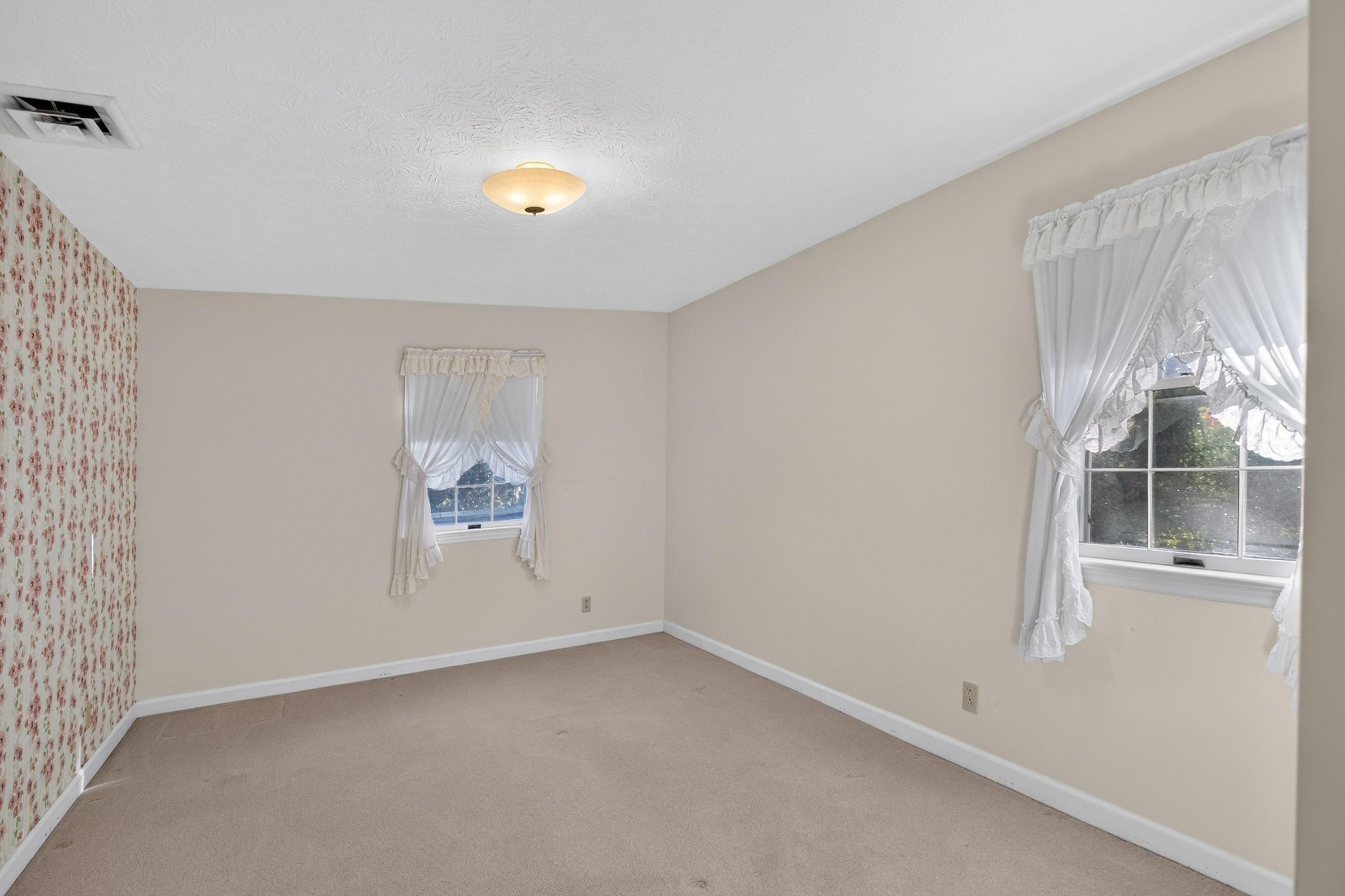 438 Preston Dr photo 33