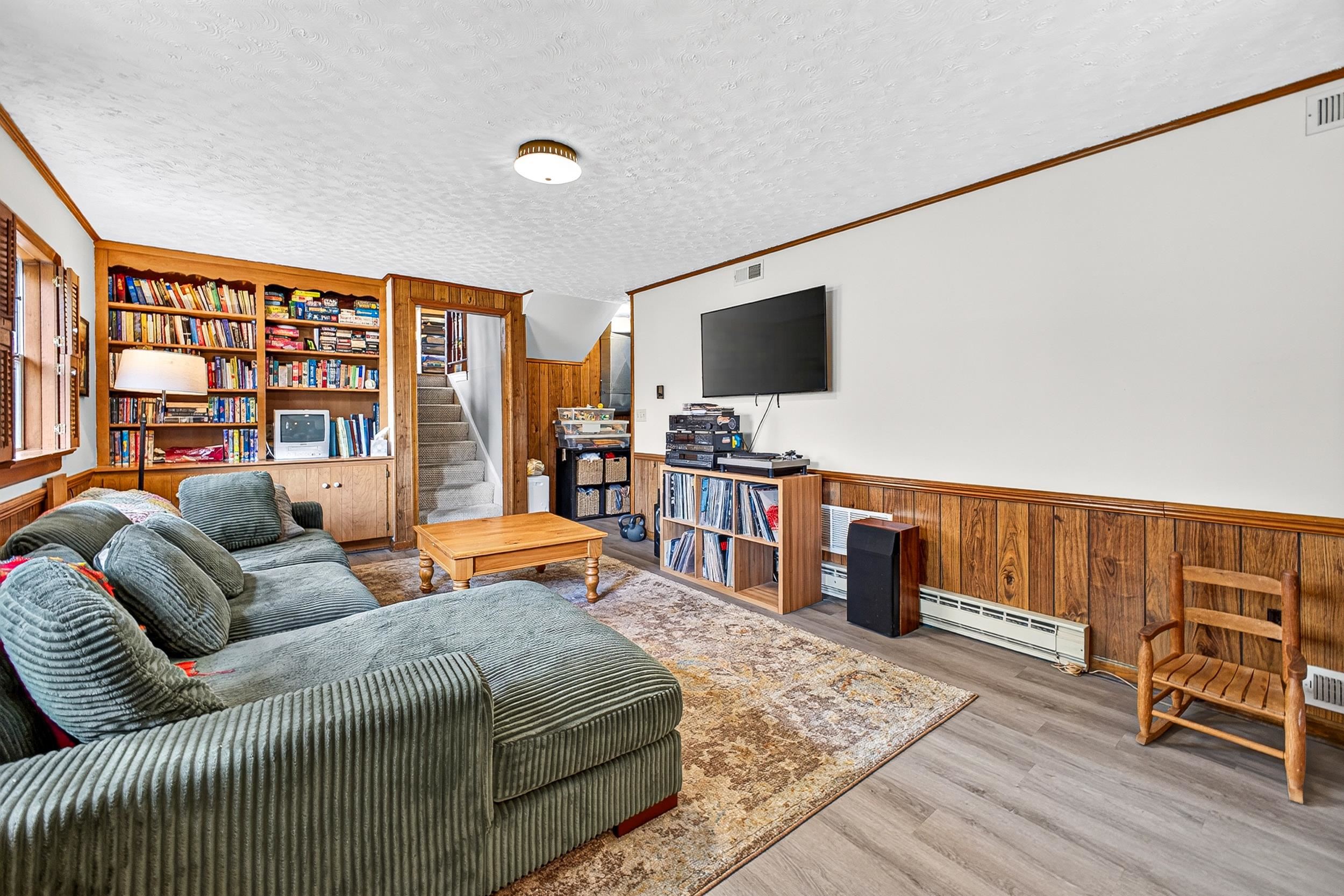 419 West Ave photo 36