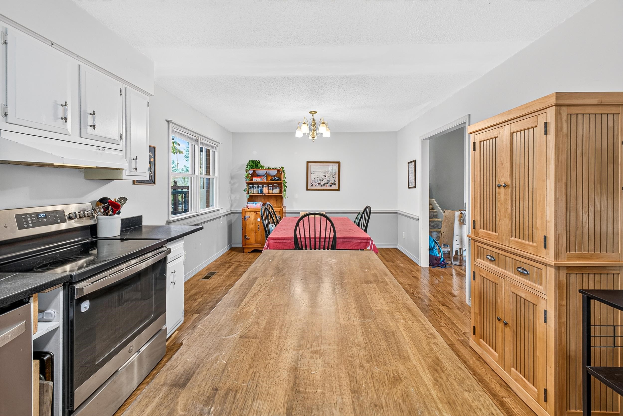 419 West Ave photo 7